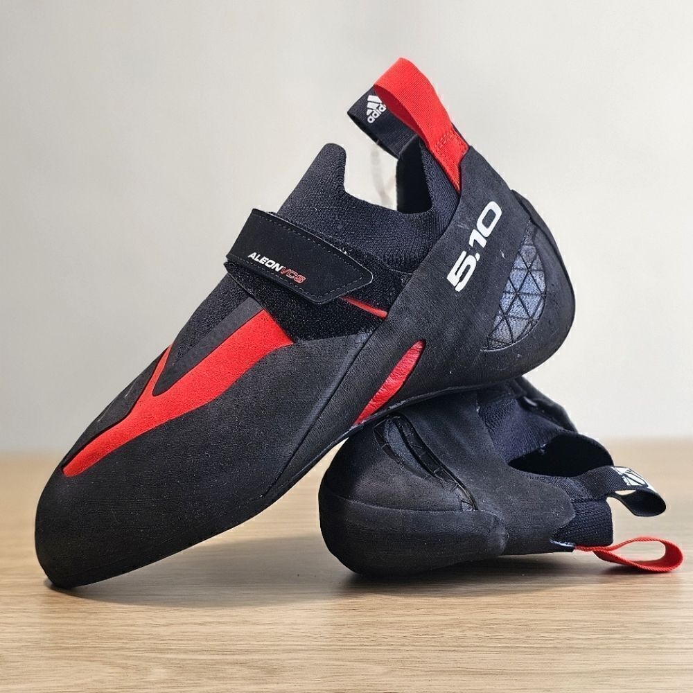 Adidas Five Ten Aleon Climbing Shoes Men's 10 Black Red Stealth C4 BC0861 510 LE